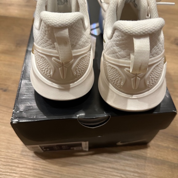 Nike Mamba Focus - Size Men's 7 - Picture 5 of 6